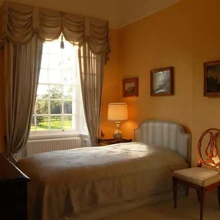 Guest house Artramon Farm *
